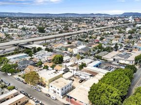 309 W 50th Street, Los Angeles CA 90037