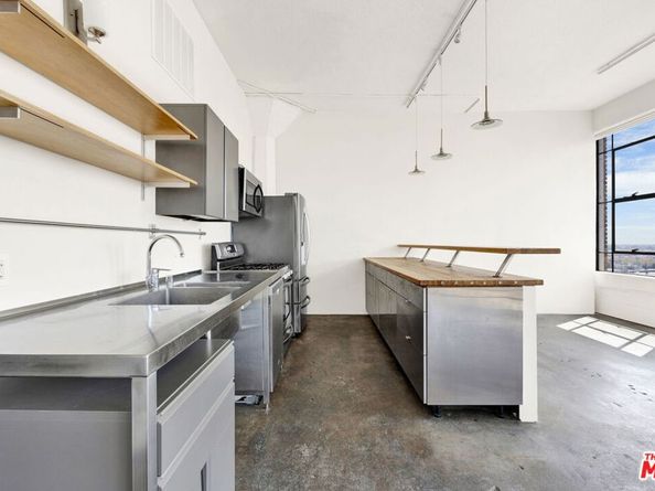 315 E 8th Street 1102, Los Angeles CA 90014
