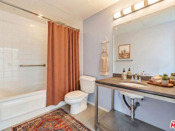 315 E 8th Street 1102, Los Angeles CA 90014