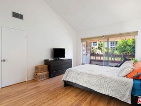 17084 Palisades Circle, Pacific Palisades CA 90272