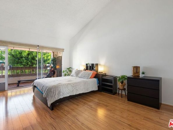 17084 Palisades Circle, Pacific Palisades CA 90272