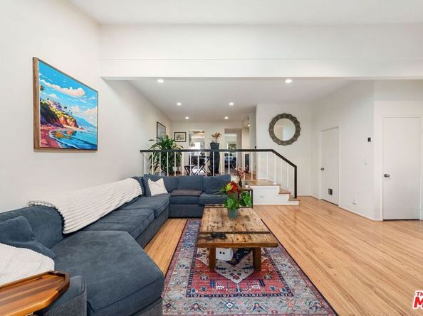 17084 Palisades Circle, Pacific Palisades CA 90272