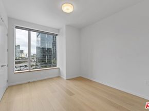 889 Francisco Street 1508, Los Angeles CA 90017