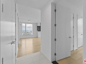 889 Francisco Street 1508, Los Angeles CA 90017