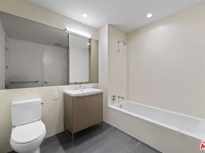889 Francisco Street 1508, Los Angeles CA 90017