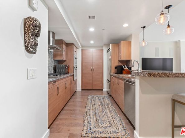 13650 Marina Pointe Drive 309, Marina Del Rey CA 90292