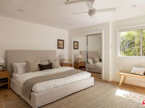 911 7th Street D, Santa Monica CA 90403