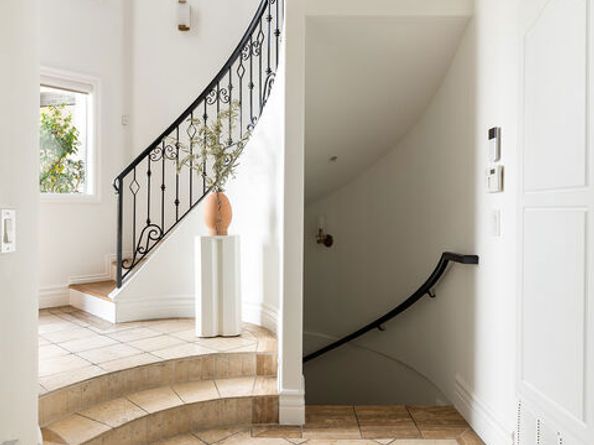 911 7th Street D, Santa Monica CA 90403