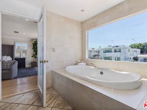 1471 S Crest Drive, Los Angeles CA 90035