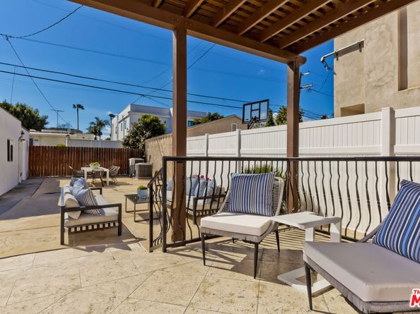 1471 S Crest Drive, Los Angeles CA 90035