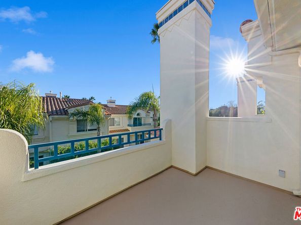 6477 Zuma View Place 127, Malibu CA 90265