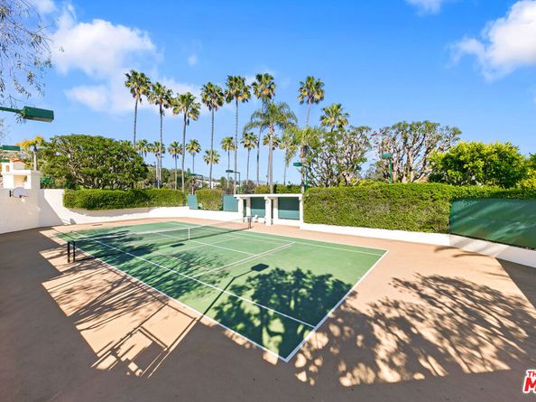 6477 Zuma View Place 127, Malibu CA 90265