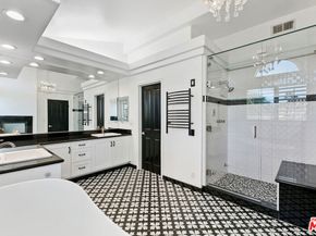 6477 Zuma View Place 127, Malibu CA 90265