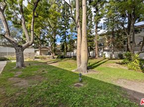 4353 Colfax Avenue 27, Studio City CA 91604