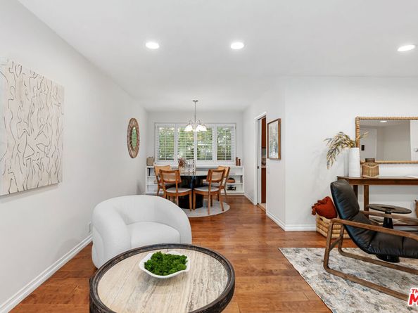 4353 Colfax Avenue 27, Studio City CA 91604