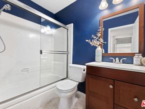 4353 Colfax Avenue 27, Studio City CA 91604