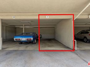 4353 Colfax Avenue 27, Studio City CA 91604