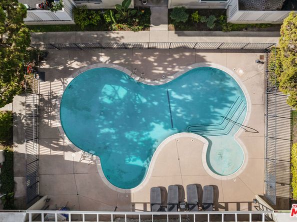 4353 Colfax Avenue 27, Studio City CA 91604