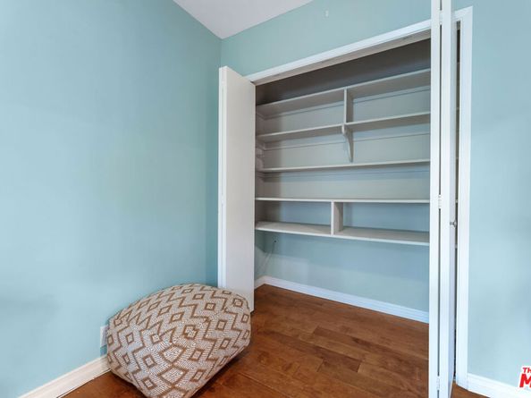 4353 Colfax Avenue 27, Studio City CA 91604