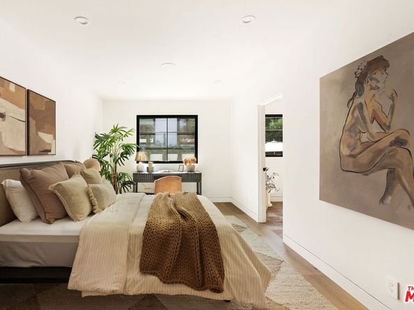 735 N Orlando Avenue, Los Angeles CA 90069