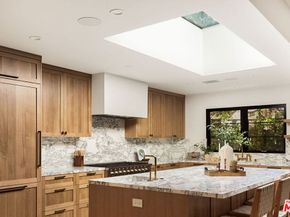 735 N Orlando Avenue, Los Angeles CA 90069