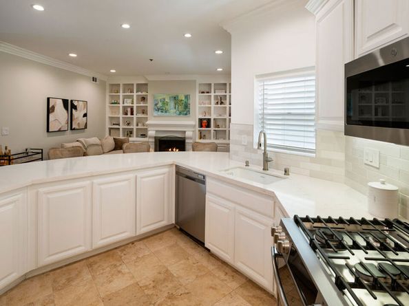 10364 Almayo Avenue 205, Los Angeles CA 90064