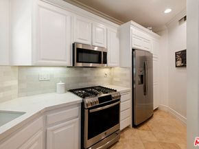 10364 Almayo Avenue 205, Los Angeles CA 90064