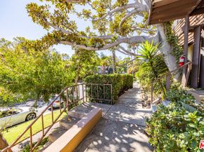 2354 S Beverly Glen Boulevard, Los Angeles CA 90064