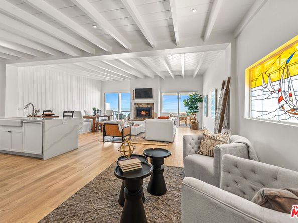 21540 Pacific Coast Highway, Malibu CA 90265
