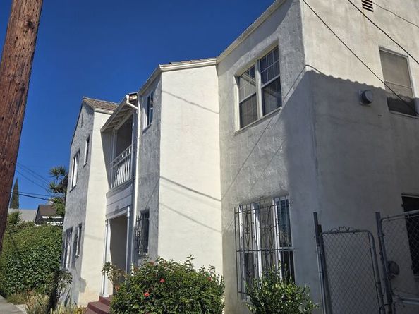 232 N Belmont Avenue, Los Angeles CA 90026