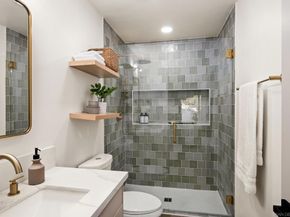 6737 Lipmann St, San Diego CA 92122