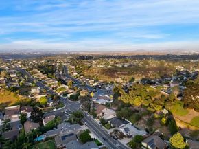 6737 Lipmann St, San Diego CA 92122