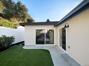 6737 Lipmann St, San Diego CA 92122