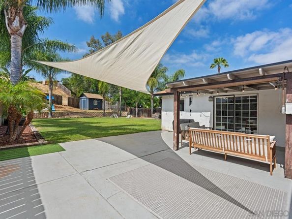 9126 Heatherdale St, Santee CA 92071