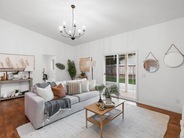 3226 Summit Drive, Escondido CA 92025