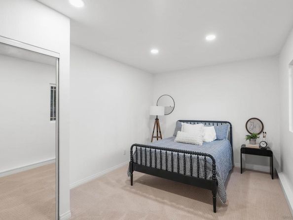 3226 Summit Drive, Escondido CA 92025