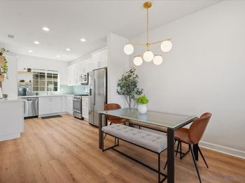 4373 Pacifica Way