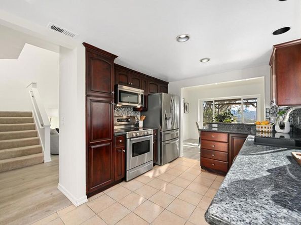 6283 Caminito Del Oeste, San Diego CA 92111