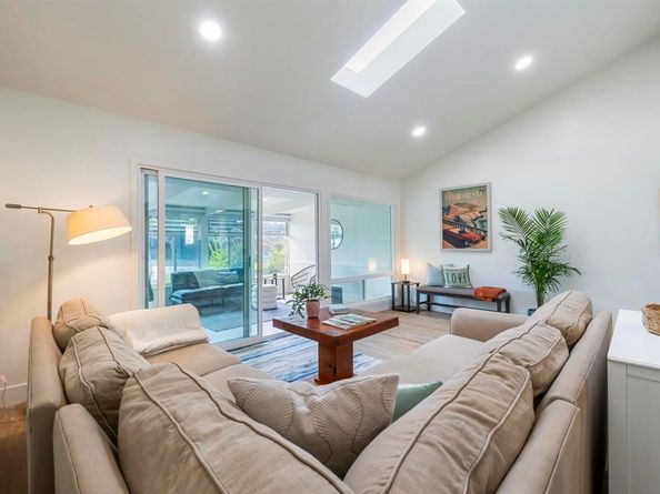 3660 N Vista Campana 23, Oceanside CA 92057