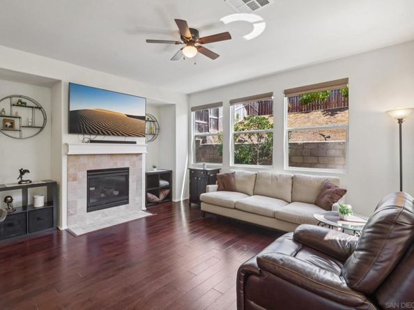 13517 Sydney Rae Pl, San Diego CA 92129
