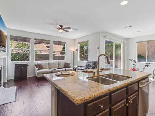 13517 Sydney Rae Pl, San Diego CA 92129