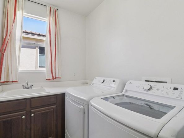 13517 Sydney Rae Pl, San Diego CA 92129