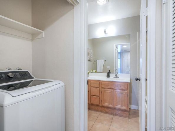 11820 Caminito Ronaldo 222, San Diego CA 92128