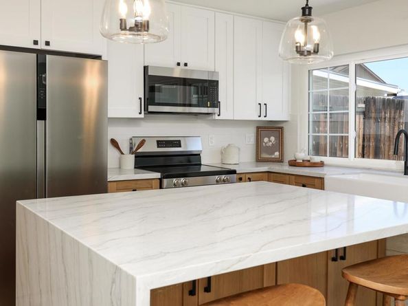 11323 Trebol St, San Diego CA 92126