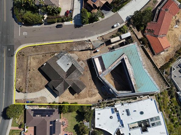 8504 Prestwick Dr, La Jolla CA 92037