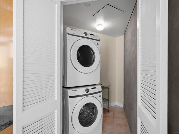 801 Ash 1701, San Diego CA 92101