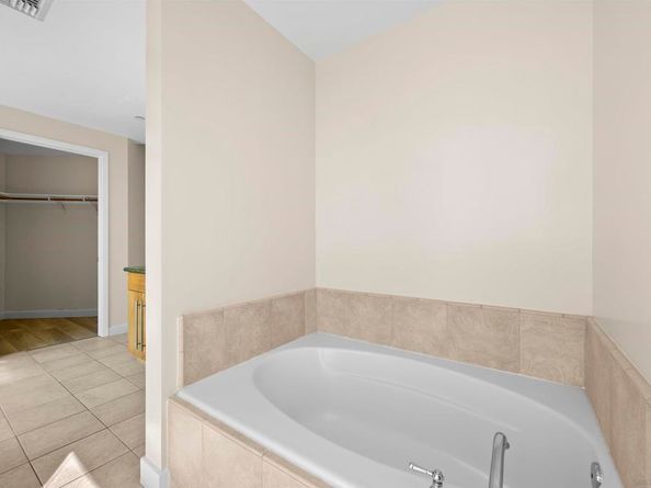 801 Ash 1701, San Diego CA 92101