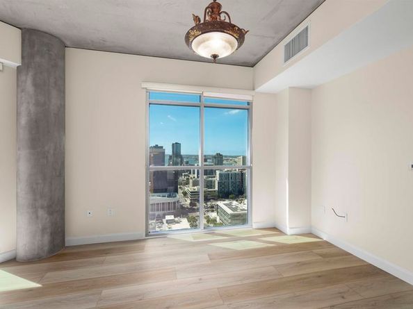 801 Ash 1701, San Diego CA 92101