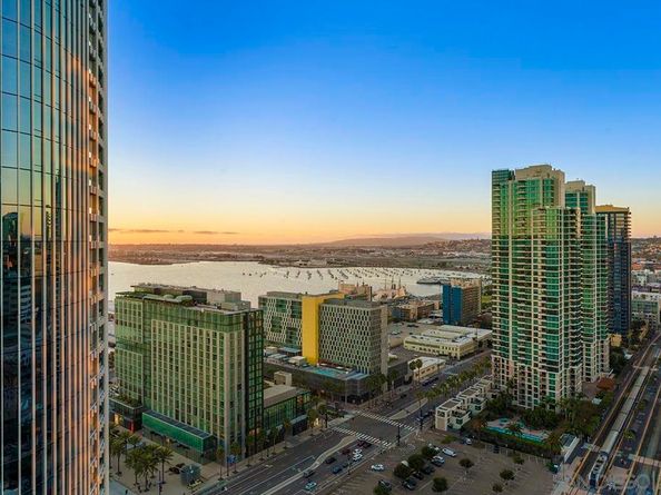 700 W E St 2802, San Diego CA 92101