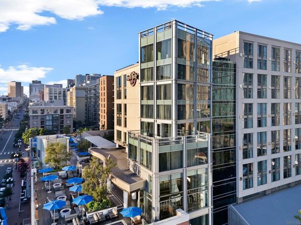 207 5th Ave 702, San Diego CA 92101